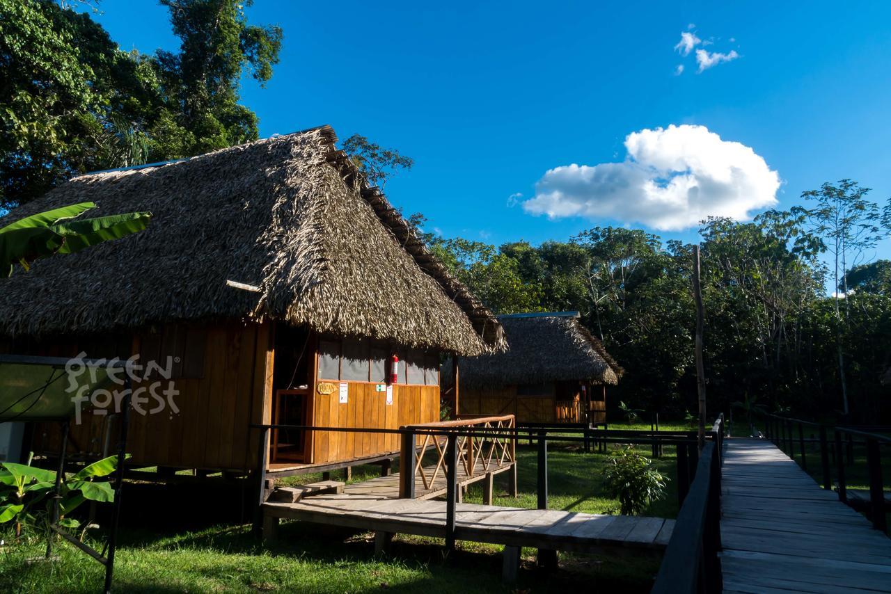 Green Forest Ecolodge Puerto Montufar エクステリア 写真