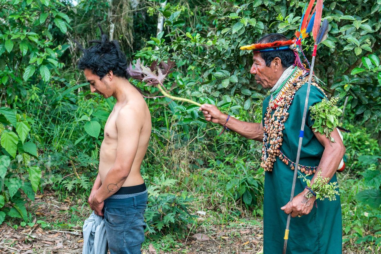 Green Forest Ecolodge Puerto Montufar エクステリア 写真