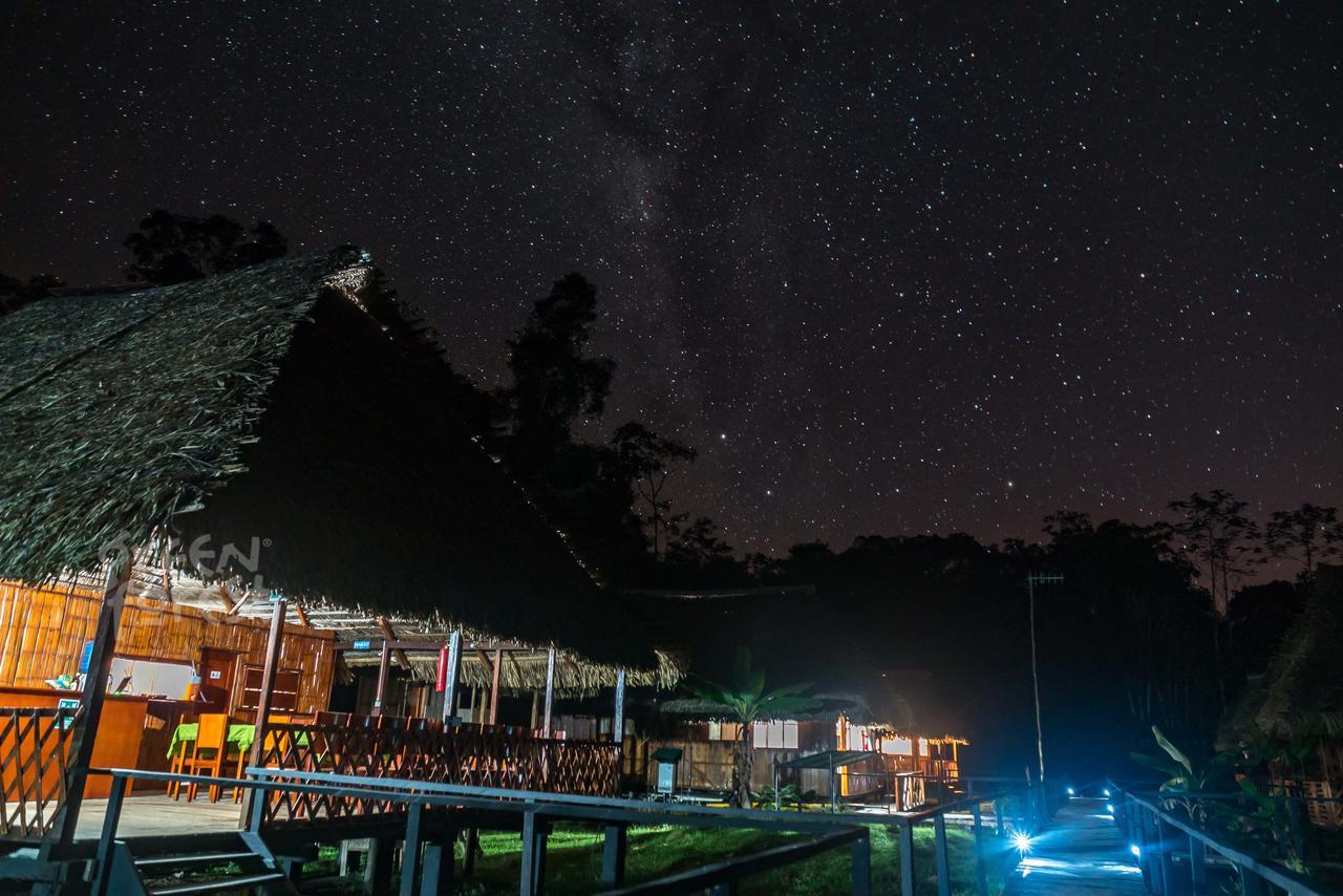Green Forest Ecolodge Puerto Montufar エクステリア 写真