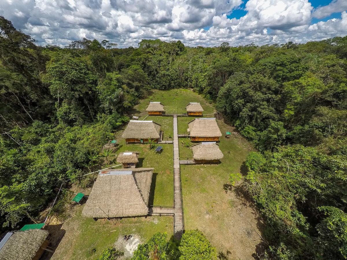 Green Forest Ecolodge Puerto Montufar エクステリア 写真