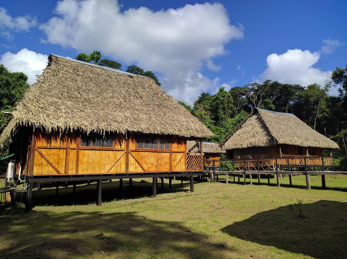 Green Forest Ecolodge Puerto Montufar エクステリア 写真